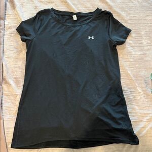 Under Armour Women's Black Short Sleeve Tee